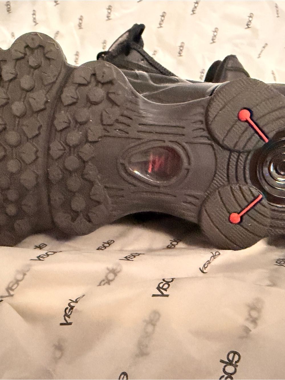 Nike Shox TL Shoes - Black with Red Accents - Picture 4 of 6